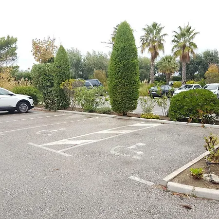 Apartment Les Ecrins De La Badine - Hameaux Hyeres