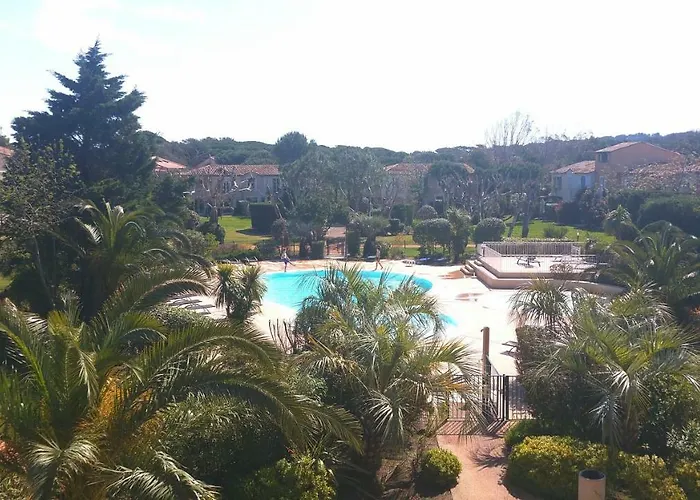 Apartment Les Ecrins De La Badine - Hameaux Hyères