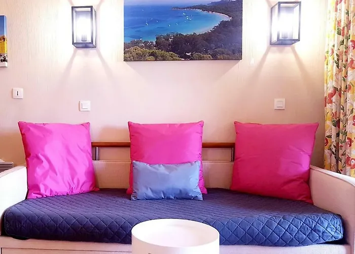 Apartment Les Ecrins De La Badine - Hameaux Hyères